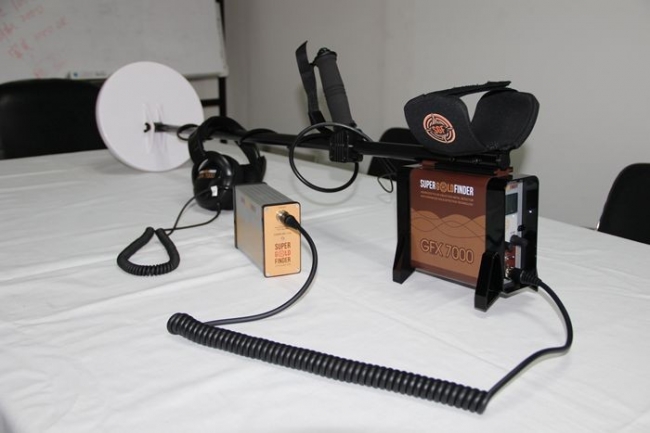 Pinpoint GFX7000 Super Gold Finder Sells Hot for Mauritania Desert Gold